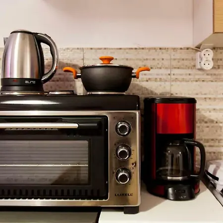 For Couples Near Downtown Apartman